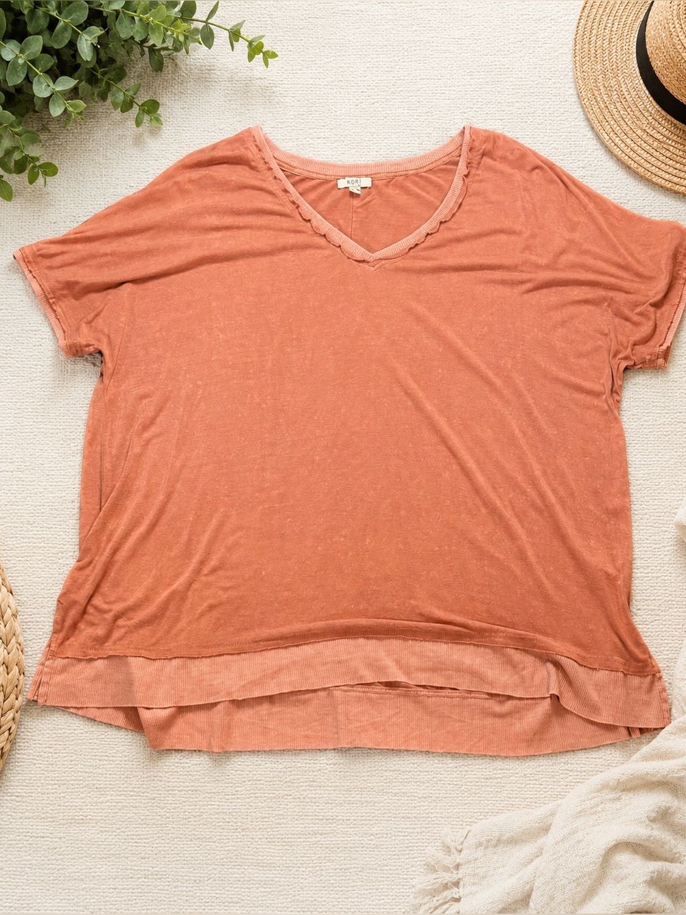 Kori Coral V-Neck Tee Women’s Medium Layered Hem Lightweight Boho Top